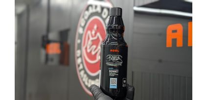 Cum cureți corect plafonul auto fără să &icirc;l dezlipești &ndash; ghid real bazat pe experiență practică