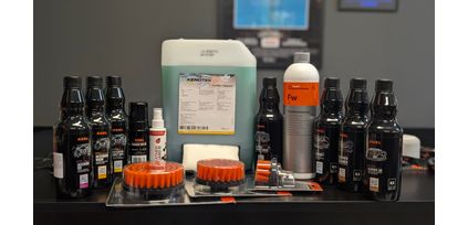 Cea mai buna solutie de curatat tapiteria auto? Experienta reala din detailing profesional