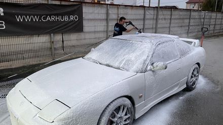 Ce soluții folosesc spălătoriile auto profesionale?