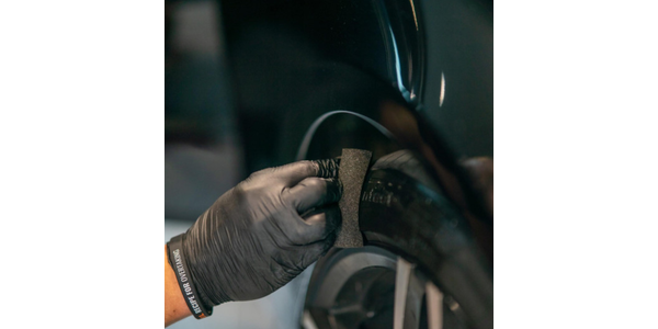 Accesorii pentru cauciucuri și bandouri